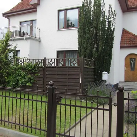 Fewo Willi In Ost Und Terrasse Apartment