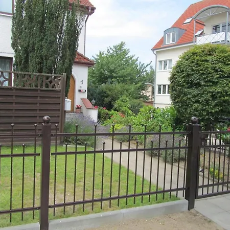 Apartment Fewo Willi In Ost Und Terrasse